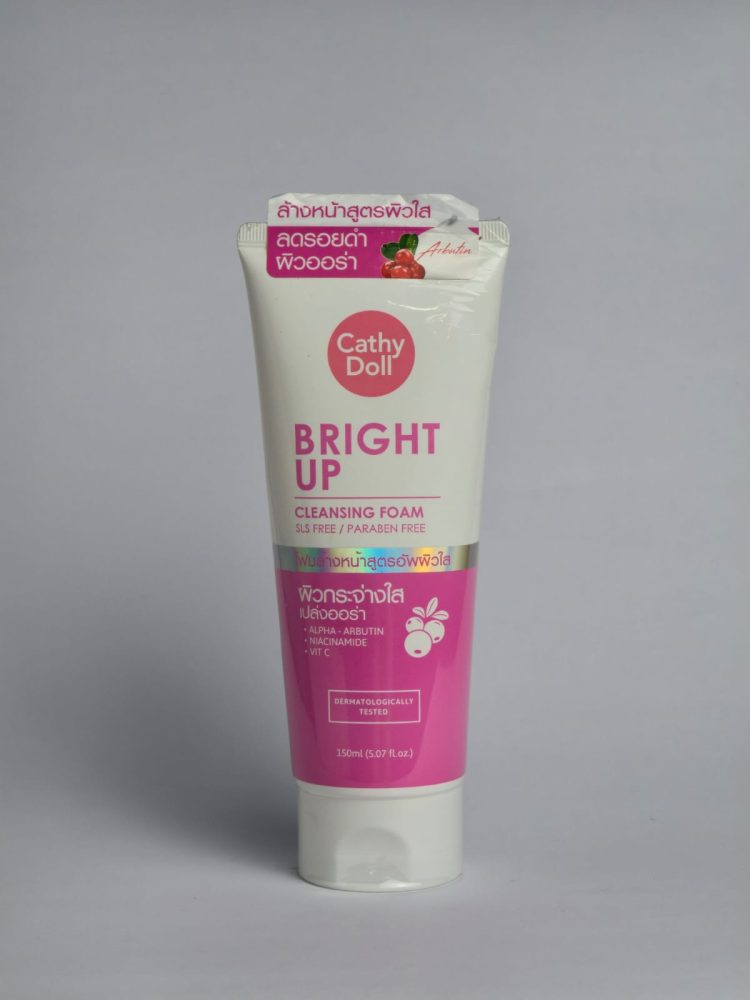 Cathy Doll Bright Up Cleansing Foam 2